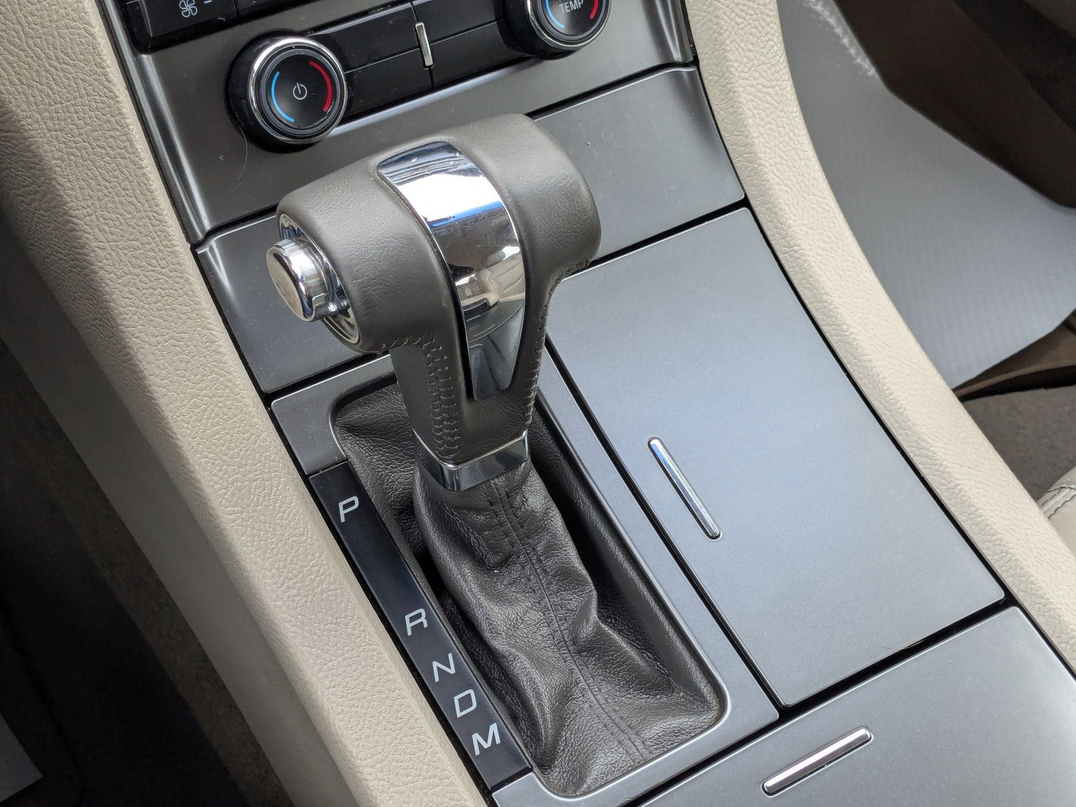 2010 Ford Taurus Limited