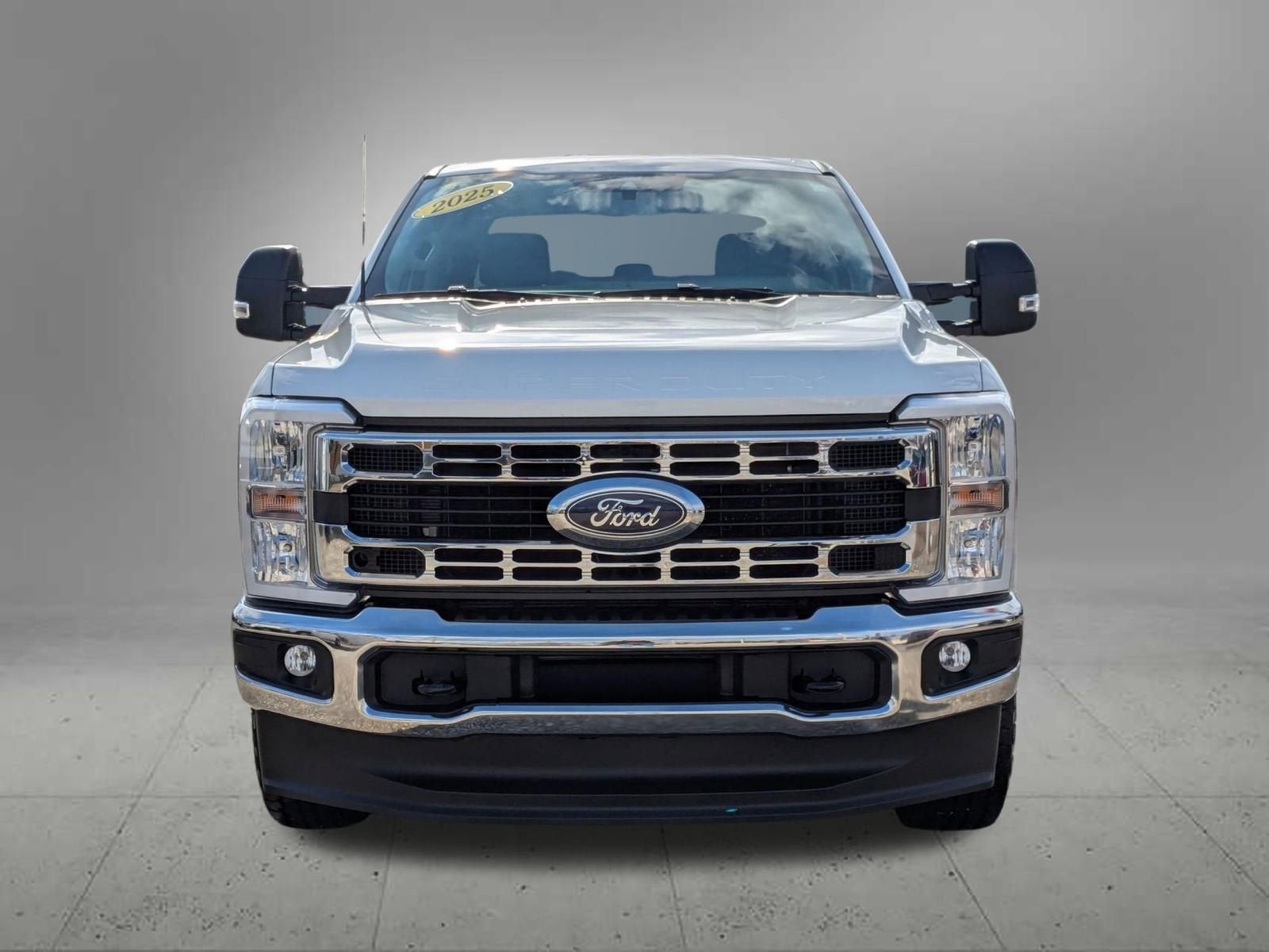 2025 Ford Super Duty F-350 SRW XL
