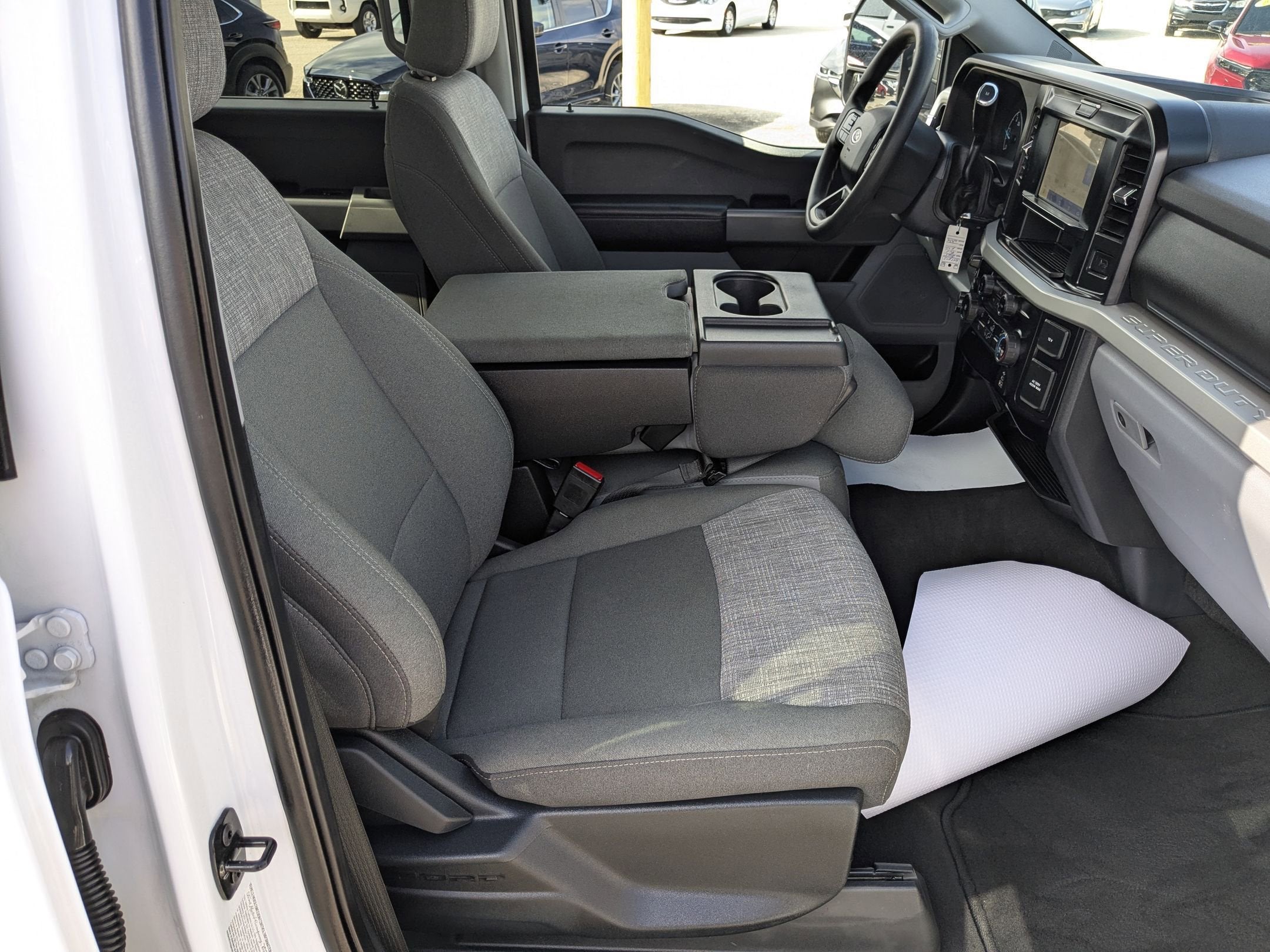 2025 Ford Super Duty F-350 SRW XL