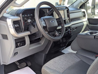2025 Ford Super Duty F-350 SRW XL