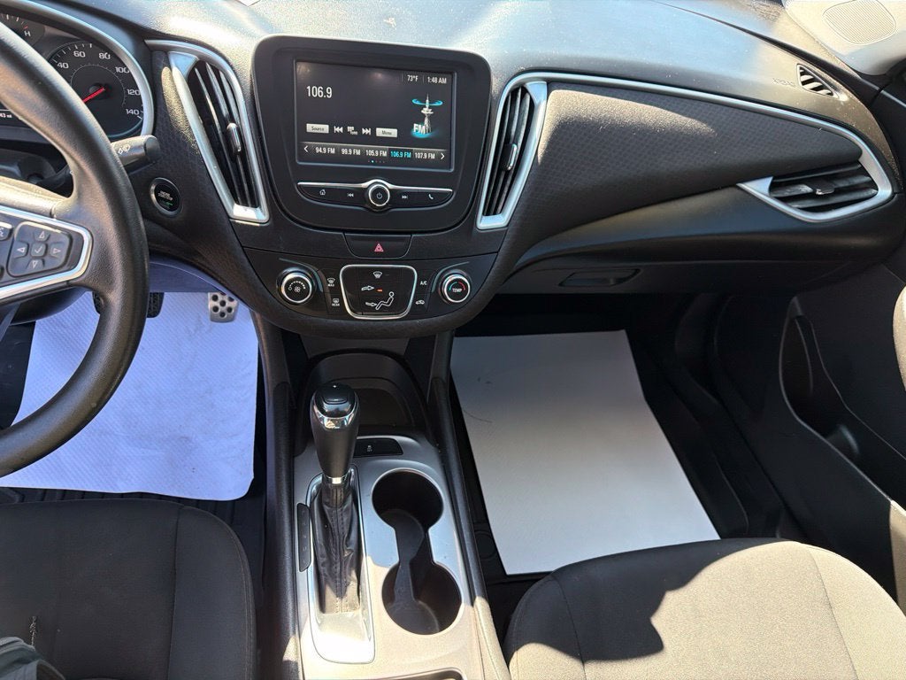 2017 Chevrolet Malibu LS