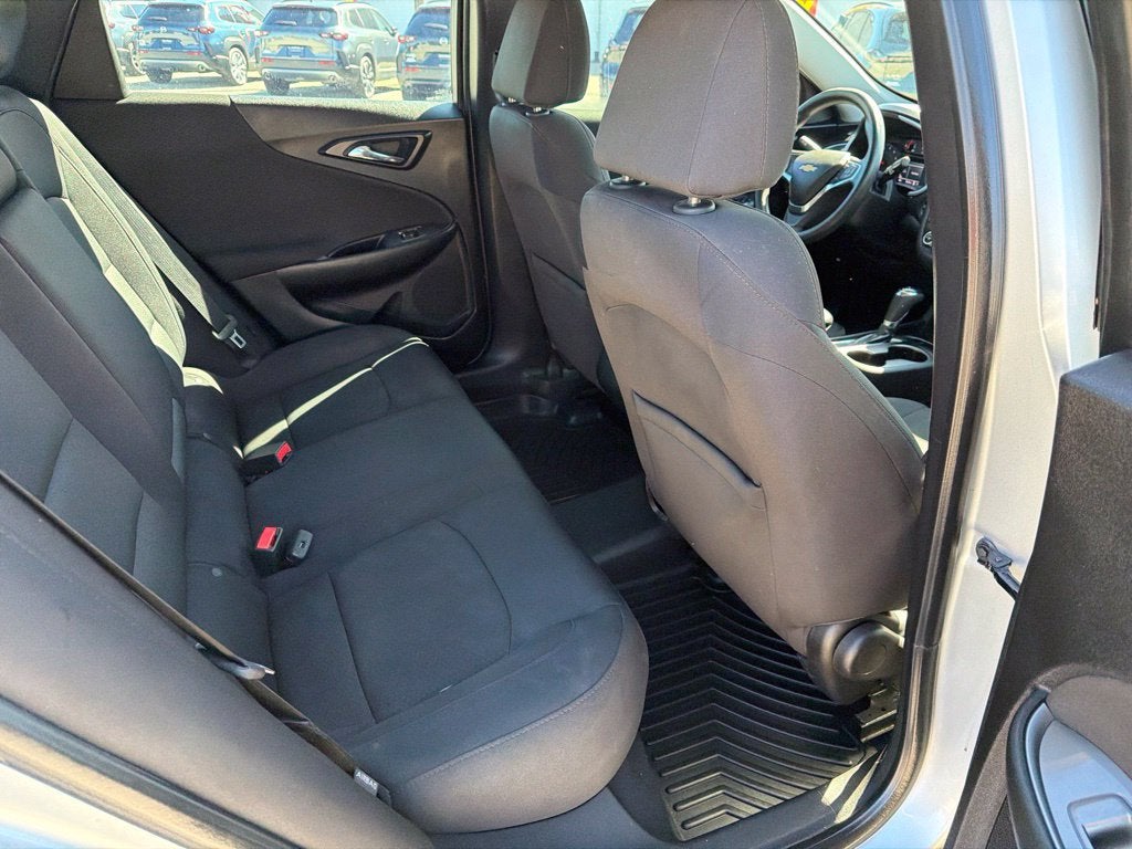 2017 Chevrolet Malibu LS