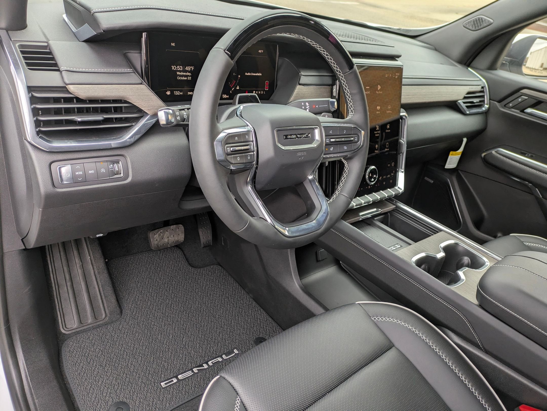 2025 GMC Acadia Denali