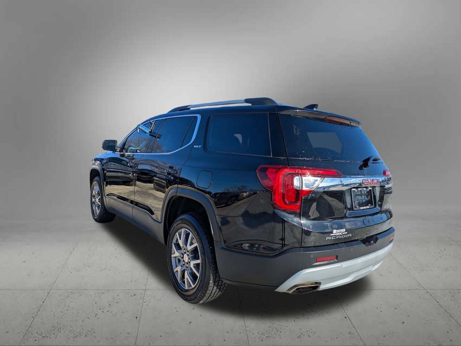 2022 GMC Acadia SLT