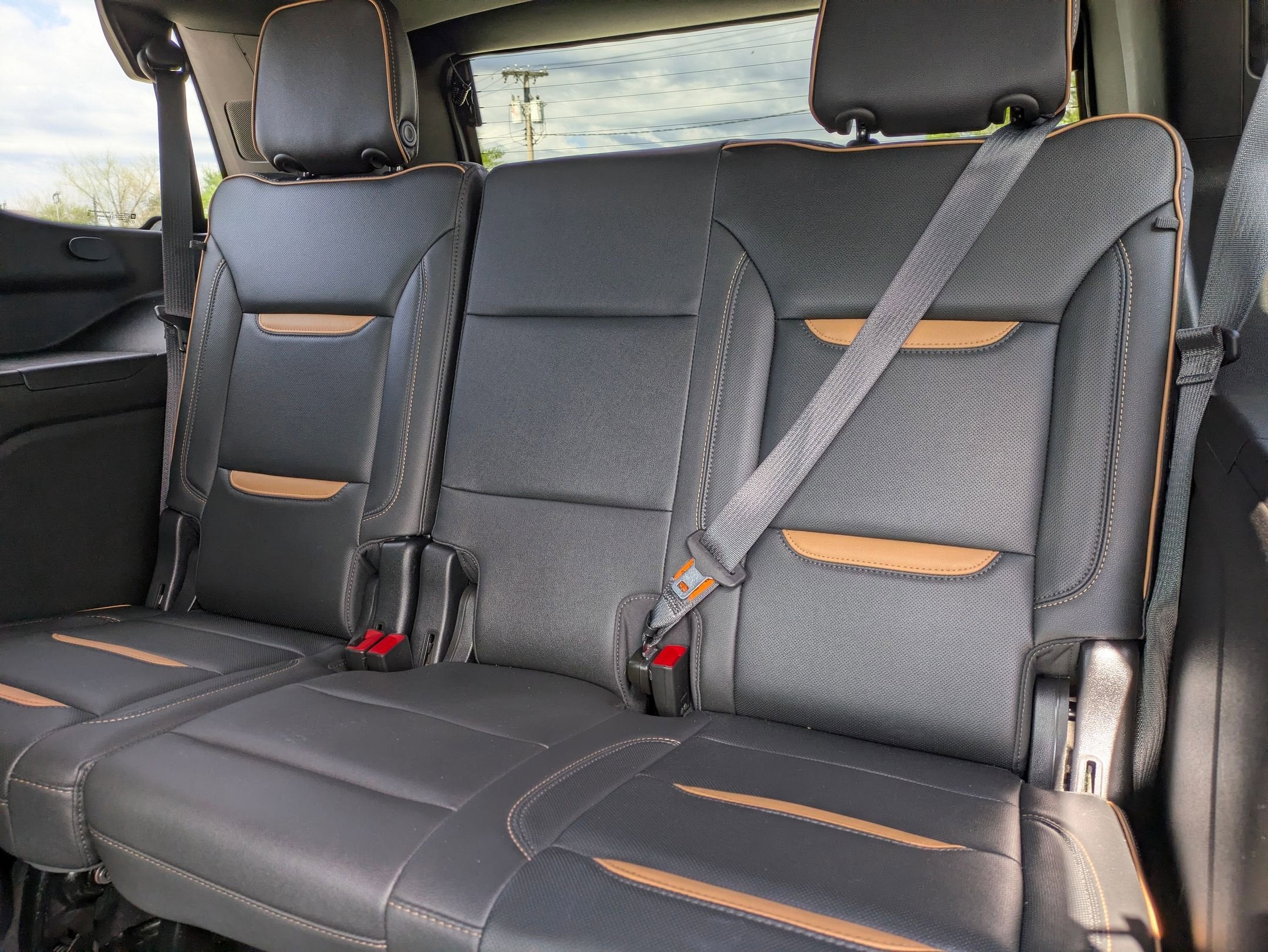 2022 GMC Yukon AT4 - Photo 24