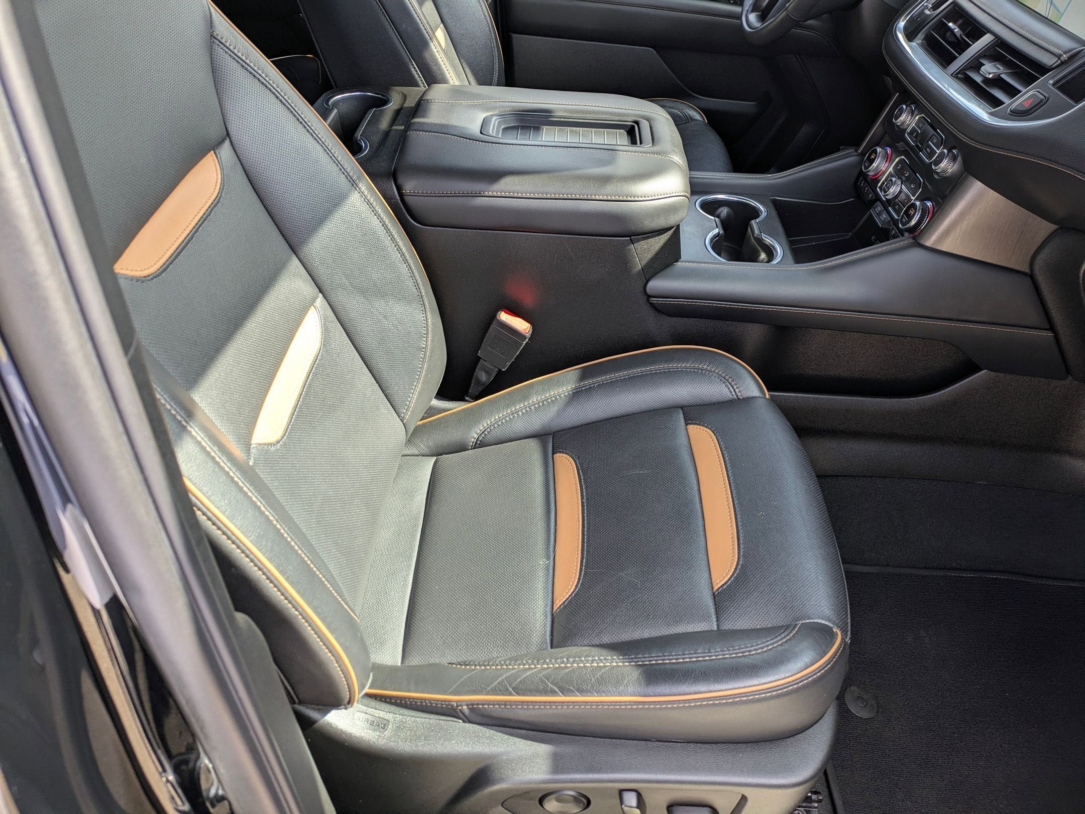2022 GMC Yukon AT4