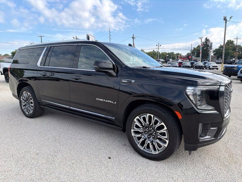 2023 GMC Yukon XL Denali Ultimate