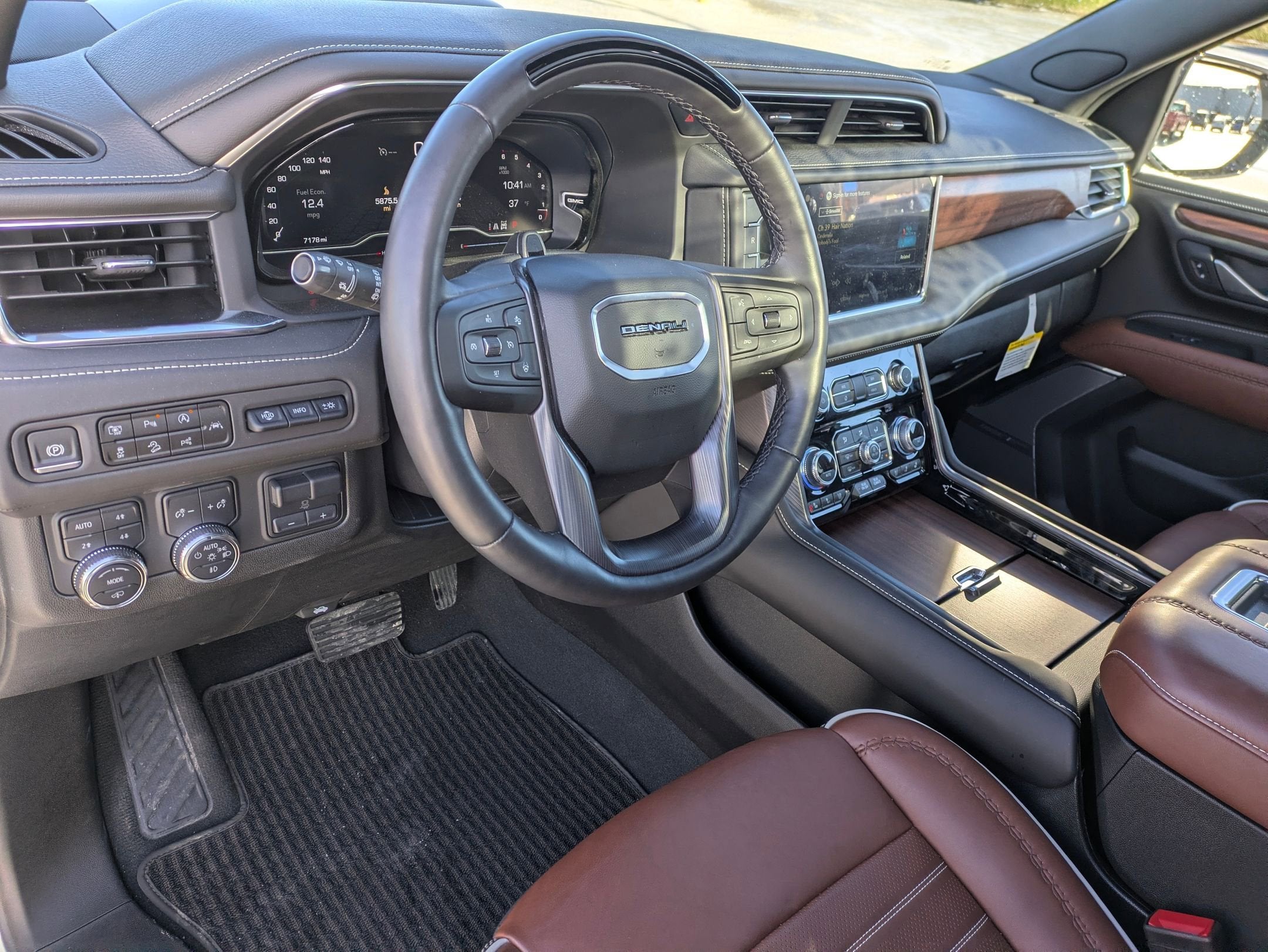 2024 GMC Yukon XL Denali Ultimate