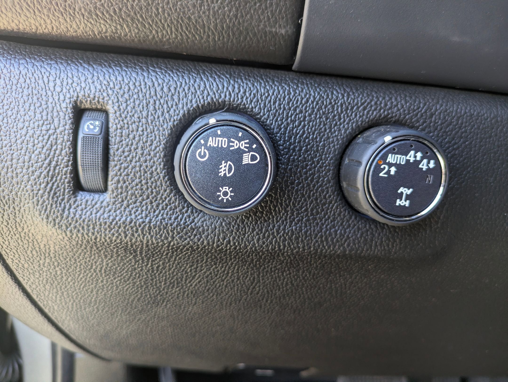 2022 GMC Canyon AT4 - Leather