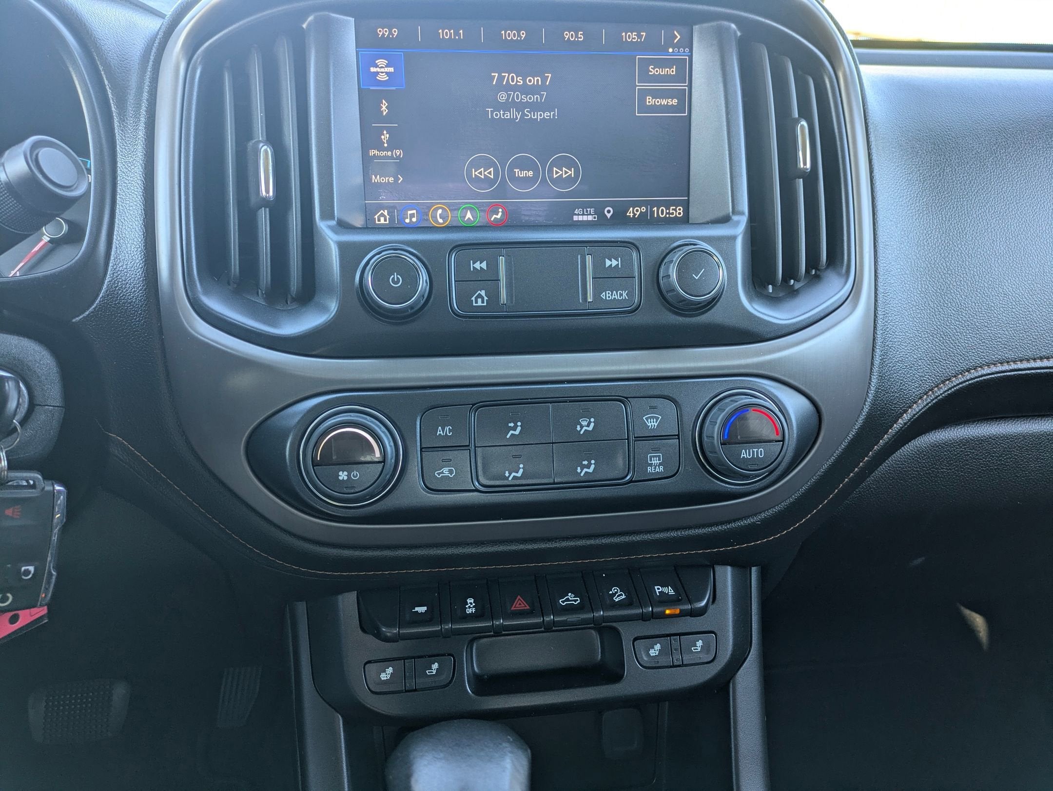 2022 GMC Canyon AT4 - Leather