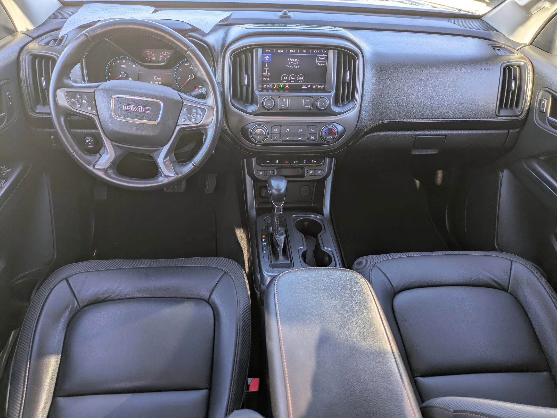 2022 GMC Canyon AT4 - Leather