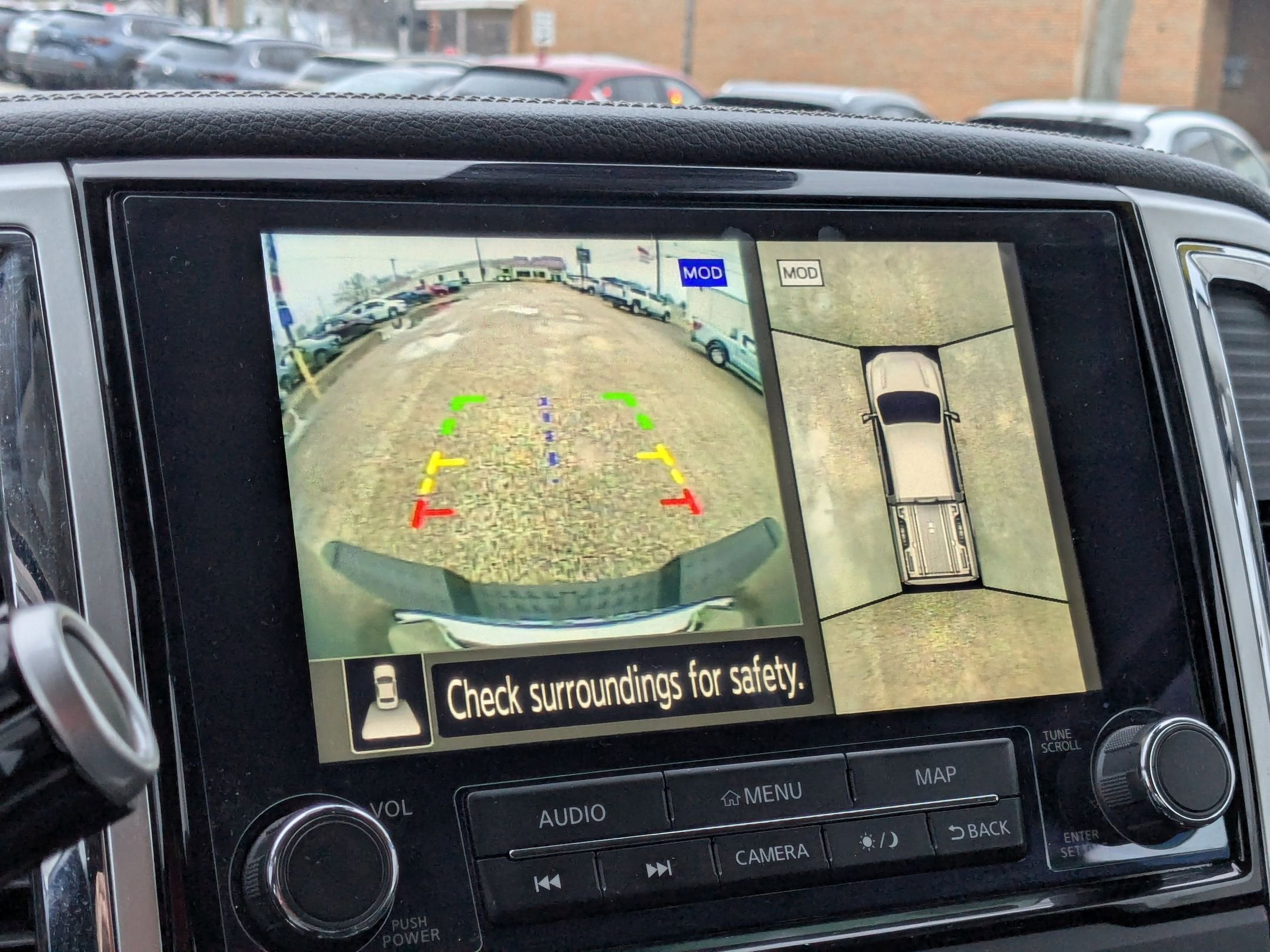 2020 Nissan Titan SL