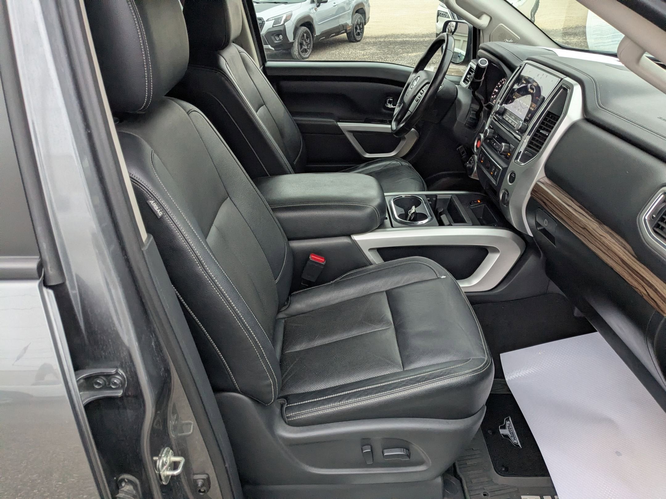 2020 Nissan Titan SL