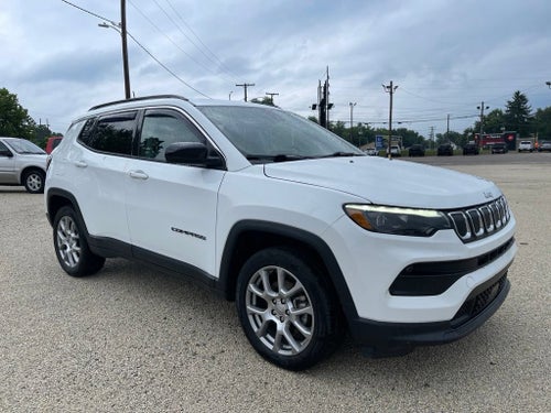 2022 Jeep Compass Latitude Lux