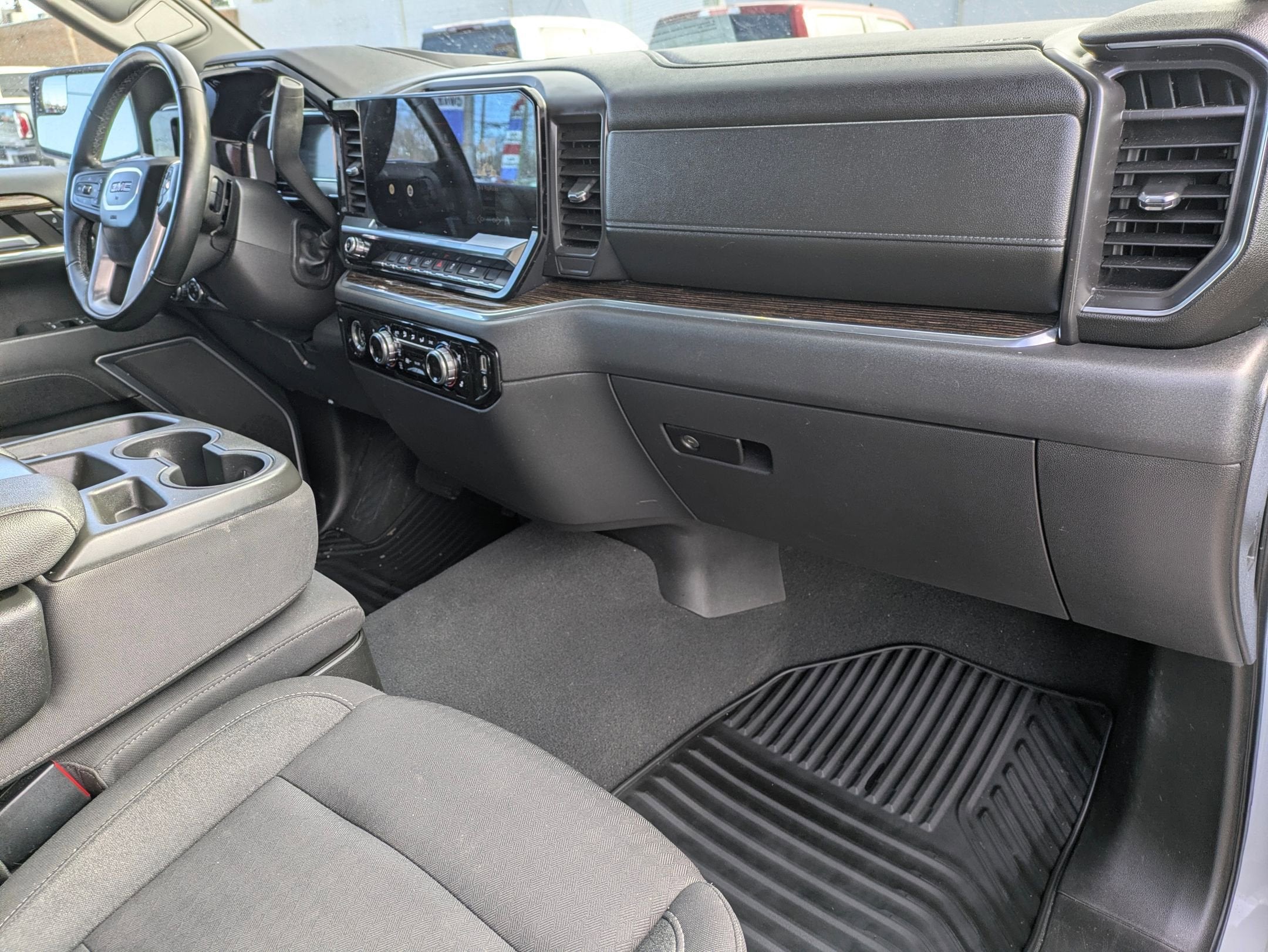 2023 GMC Sierra 1500 SLE