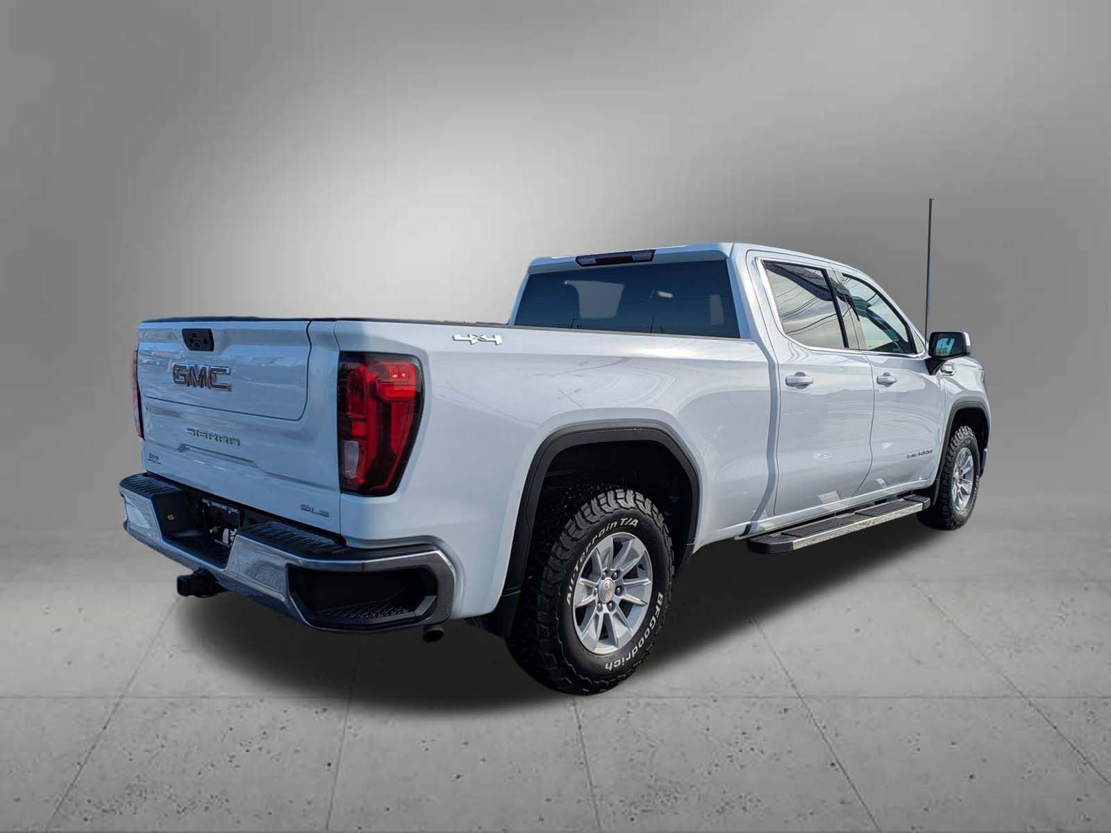 2023 GMC Sierra 1500 SLE