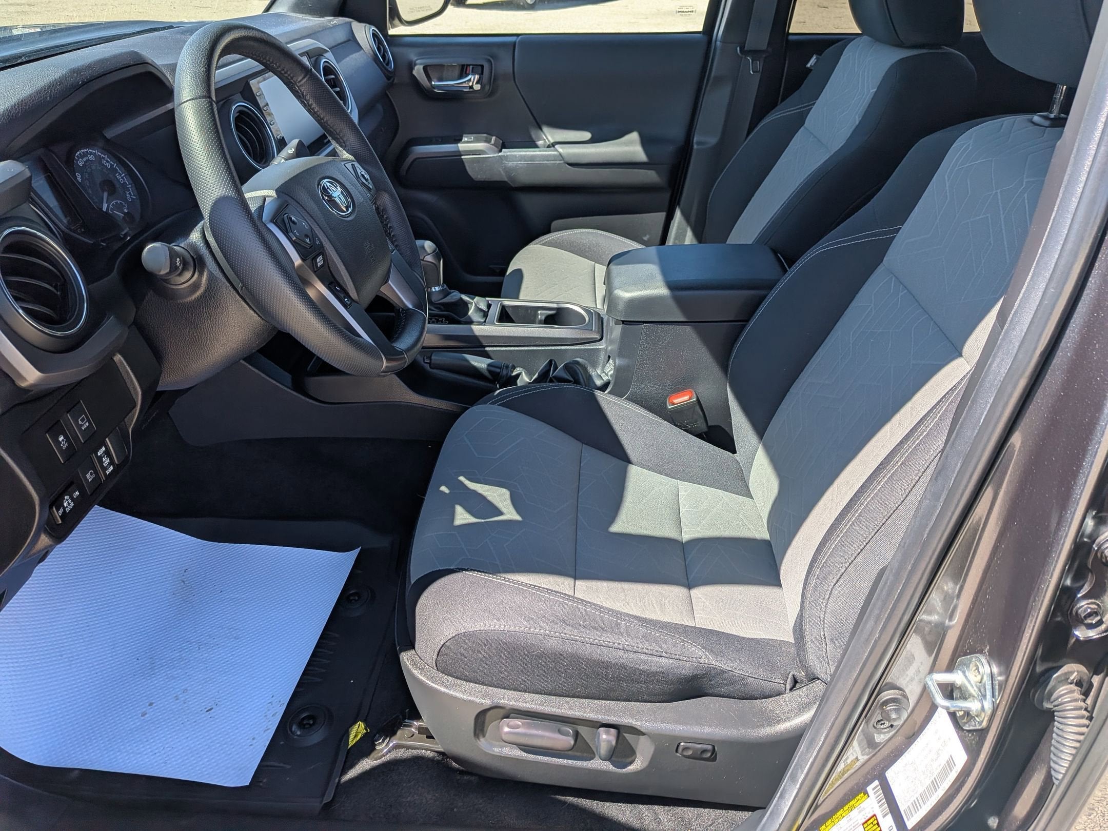 2023 Toyota Tacoma 4WD SR