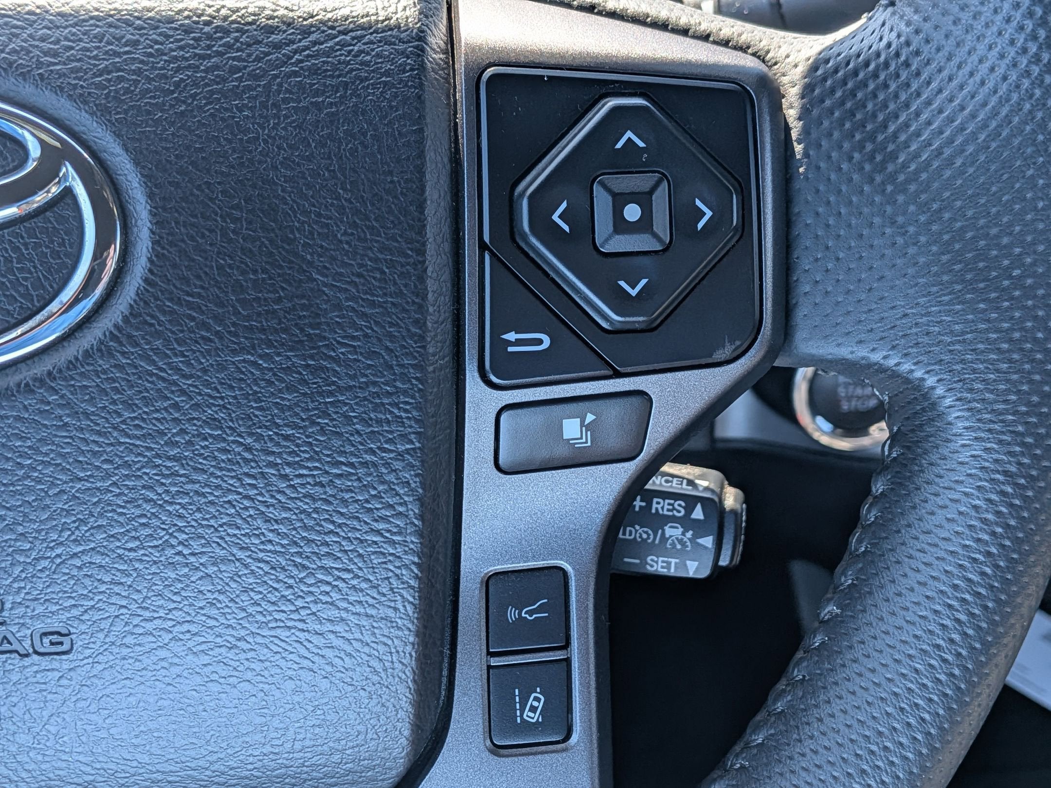 2023 Toyota Tacoma 4WD SR