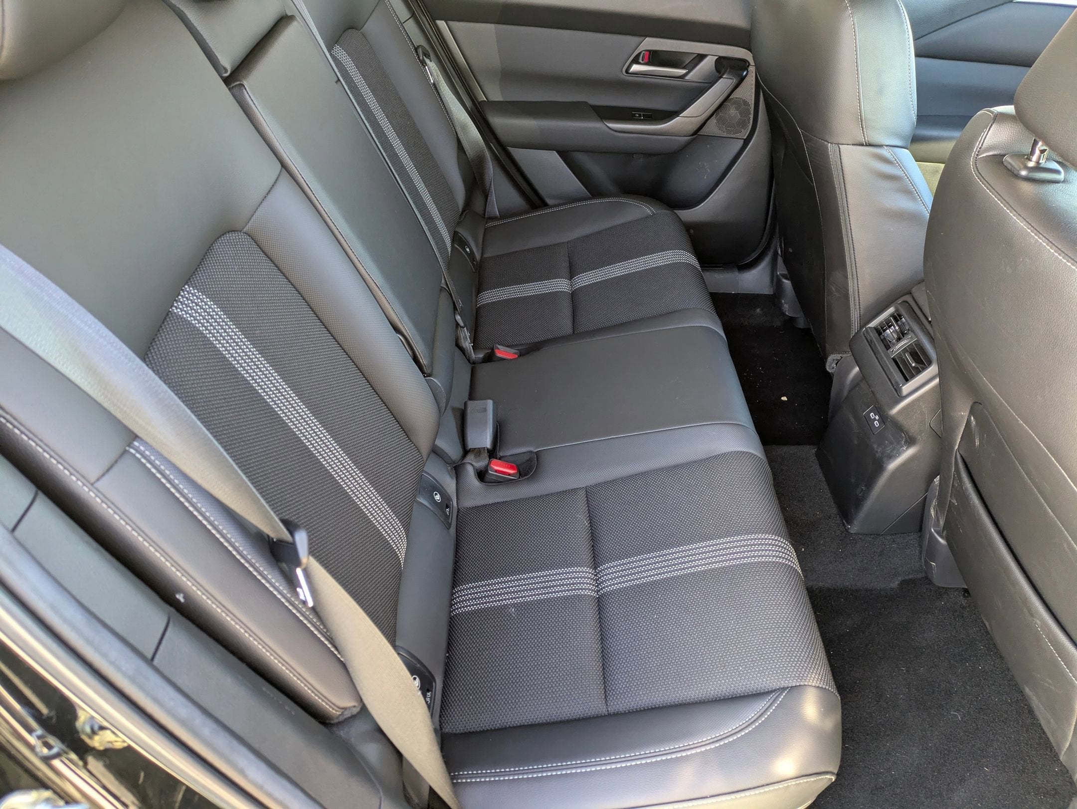 2025 Mazda Mazda CX-50 Hybrid Preferred Package