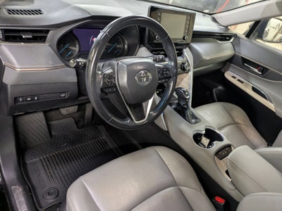 2022 Toyota Venza LE