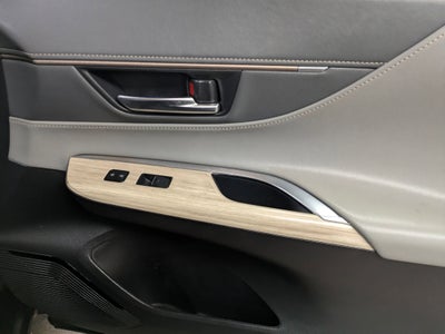 2022 Toyota Venza LE