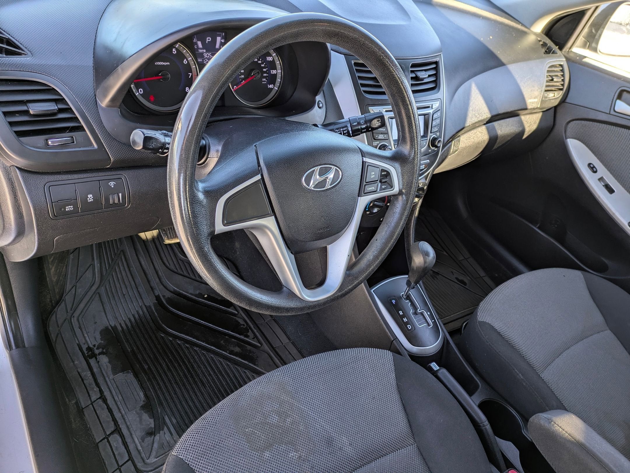 2012 Hyundai Accent GS