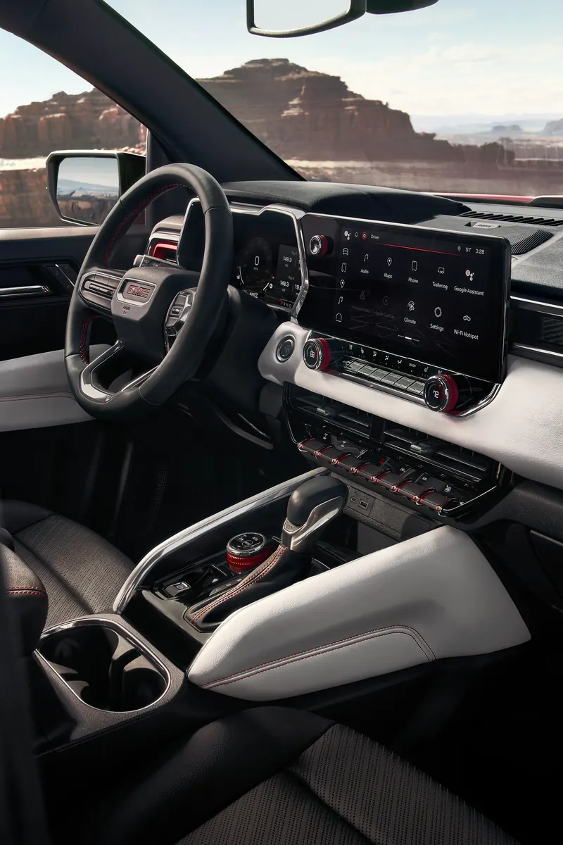 2026 GMC Canyon infotainment system at Dover GMC in DOVER OH