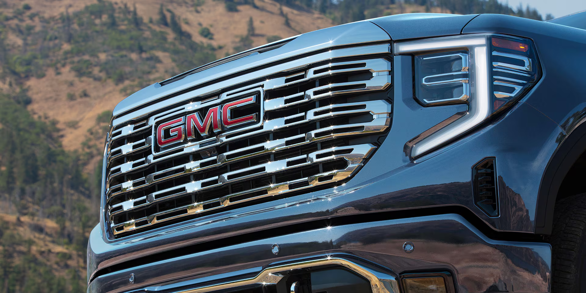 Grille on the 2025 GMC Sierra 1500 in Dover, OH