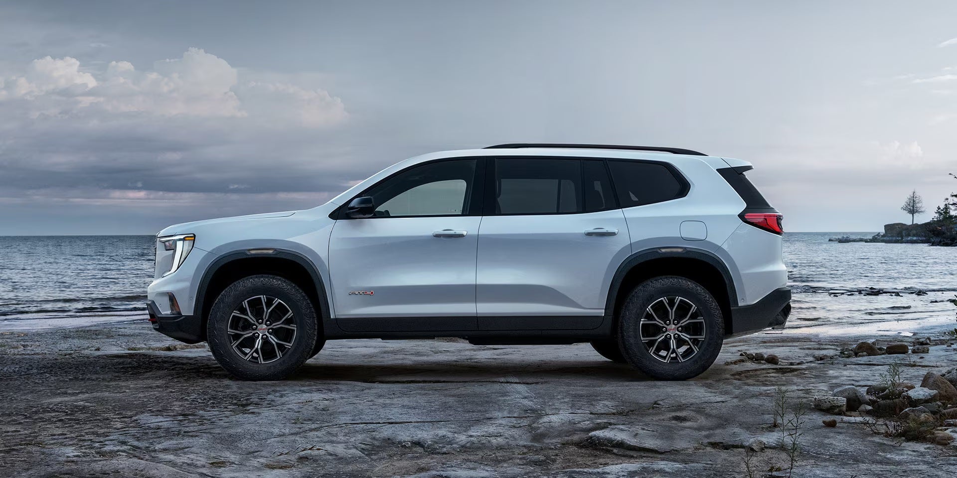 2026 GMC Acadia parked near New Philadelphia